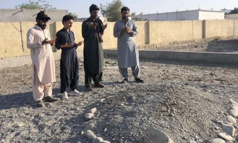 نودربر سیاست دھر ءِ نوکیں لوٹانی گون ءَ ھمگرنچ کنگی اِنت۔ بالاچ کادر