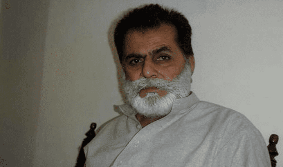 شھید سنگت سنا ءَ سھریں دْروت ندر کناں۔ ابدالنبی بنگلزھی