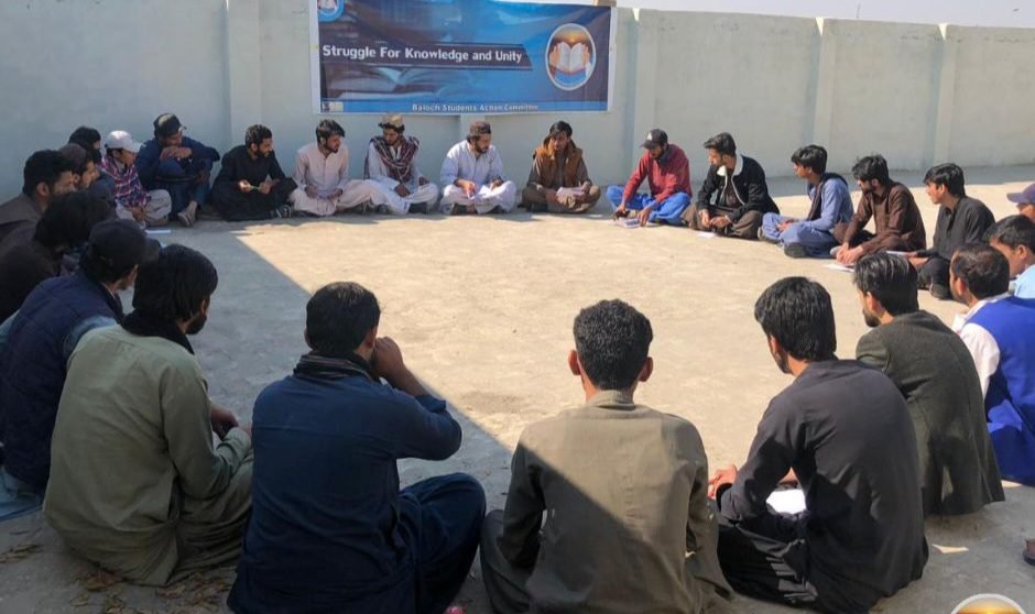 بساک تونسہ ھنکین جوڑ کنگ بوتگ، مزھر کارمستر ءُ سراج کارگُشاد گچین کنگ بوتگ