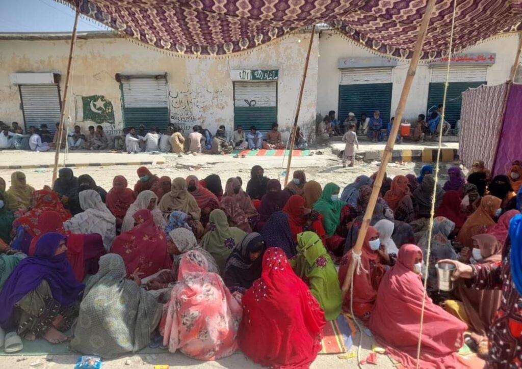 آواران ءَ زور بیگواھیں دلجان ءِ ￵کھول ءِ ￵زھرشانی نندانک ءَ ￴سے روچ اِنت برجاہ اِنت