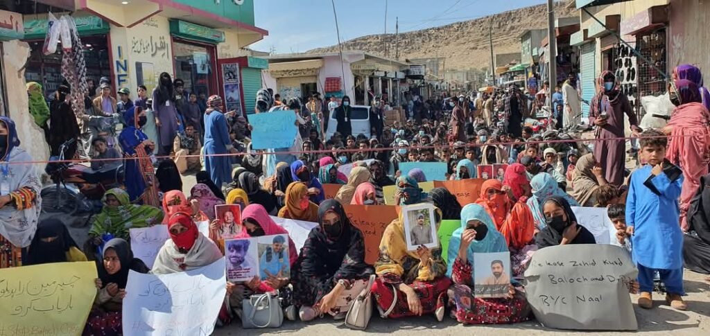 نال ءَ بی وائی سی ءِ نیمگ ءَ پاکستانی لشکر ءِ زوراکیانی بگیری ءَ زھرشانی کنگ بیتگ