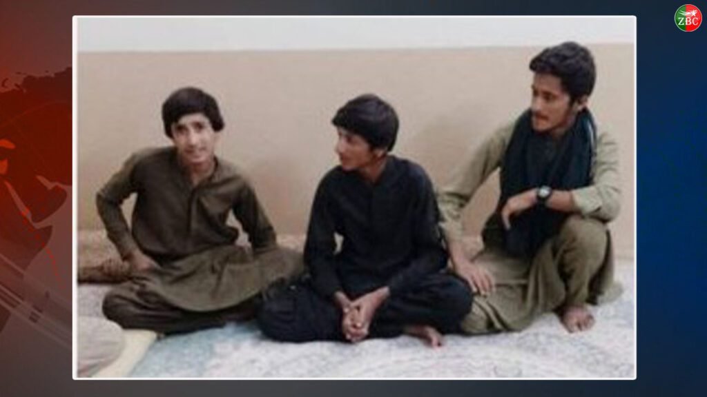 نوشکے ءَ چہ پاکستانی لشکر ءِ آزار جاھاں چار بیگواھیں مردم آجو بوتگ