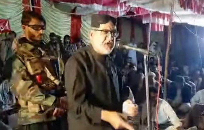 سردار اکتر مینگل  شش اپریل ءَ چہ مستونگ ءَ  دیم په شال ءَ زھرشانی ءَ  روگ ءِ جار جتگ