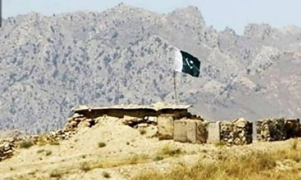 جاھو ءَ پاکستانی لشکر ءِ سر ءَ اُرشے بیتگ