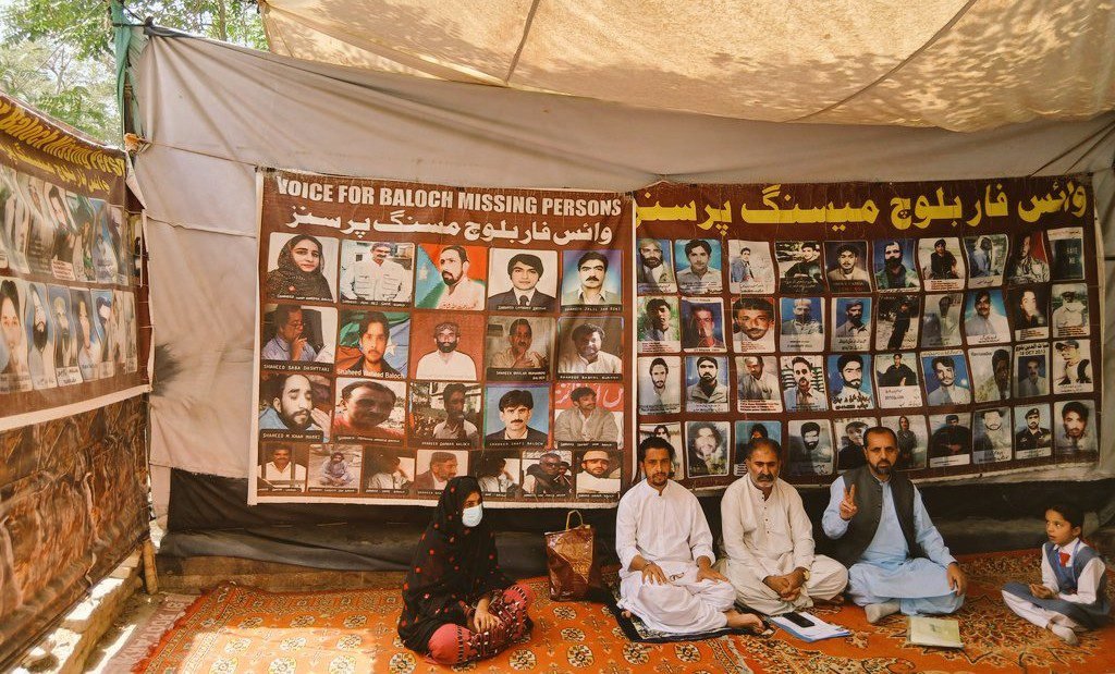 شال ءَ زوریں بیگواھیانی بگیری ءَ آئید ءِ روچ ءَ زھرشانی کن ایں۔ وی بی ایم پی