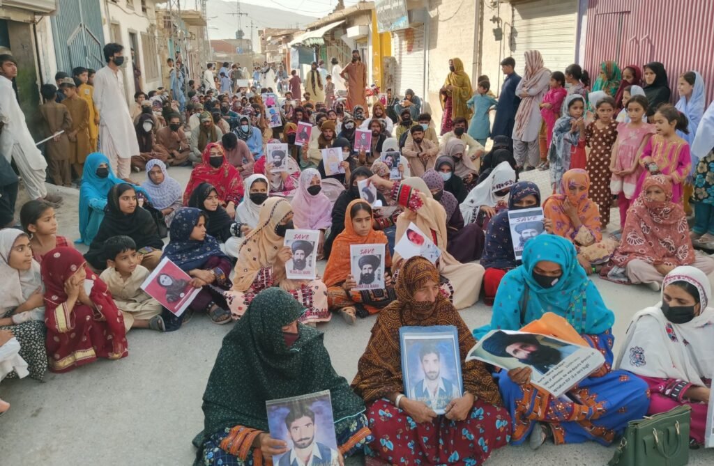 شال ءَ چه بلوچ یکجھتی کمیٹی ءِ نیمگ ءَ زھرشانی کنگ بیتگ