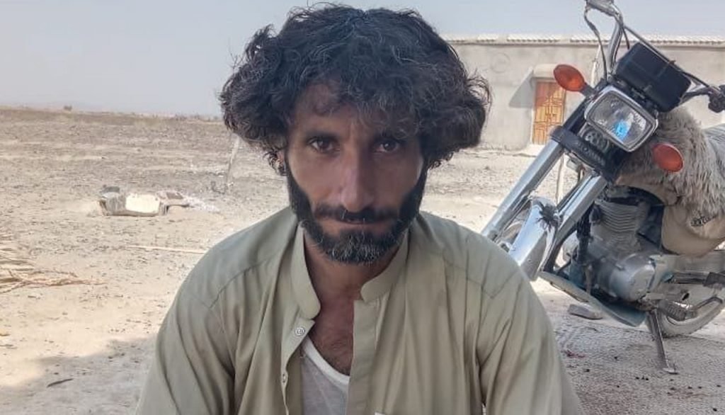 کیچ ءَ بیگواھیں مردمے ءِ لاش دزکپتگ