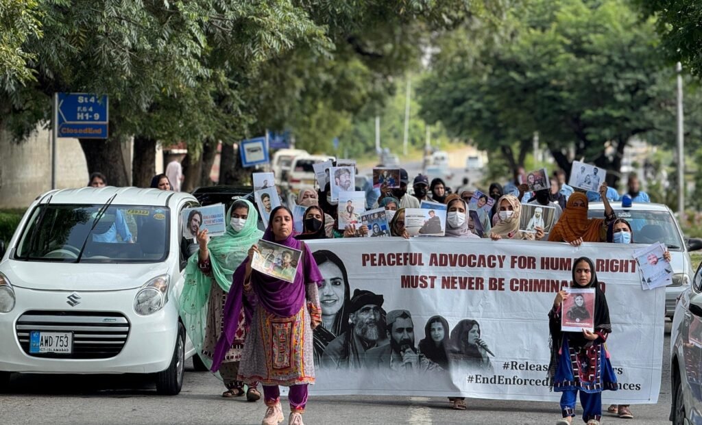 اسلام آباد زھرشانی ءِ پنجاہ ءُ ھپت روچ: مئے لوٹ ڈیھ ءِ آئین ءُ کانود ءِ ھساب ءَ اَنت