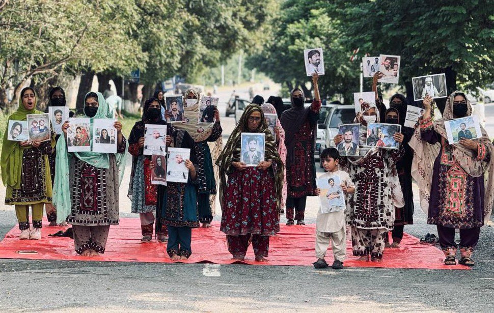 اسلام آباد زھرشانی ءِ پنجاہ ءُ نُھ روچ: پہ زھرشانی ءِ  ھلاس کنگ ءَھمک روچ نوکیں وڑے ءَ زوراکی کنگ بیت