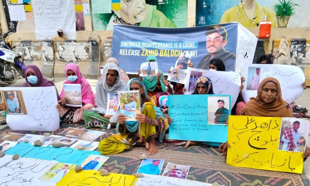 کراچی پریس کلب  ءِ دیم ءَ زھرشانی ءَ 29 روچ سرجم: دانکه مئے زھگ آمیدگس ءَ پیش کنگ نه بنت زھرشانی برجاہ  بیت